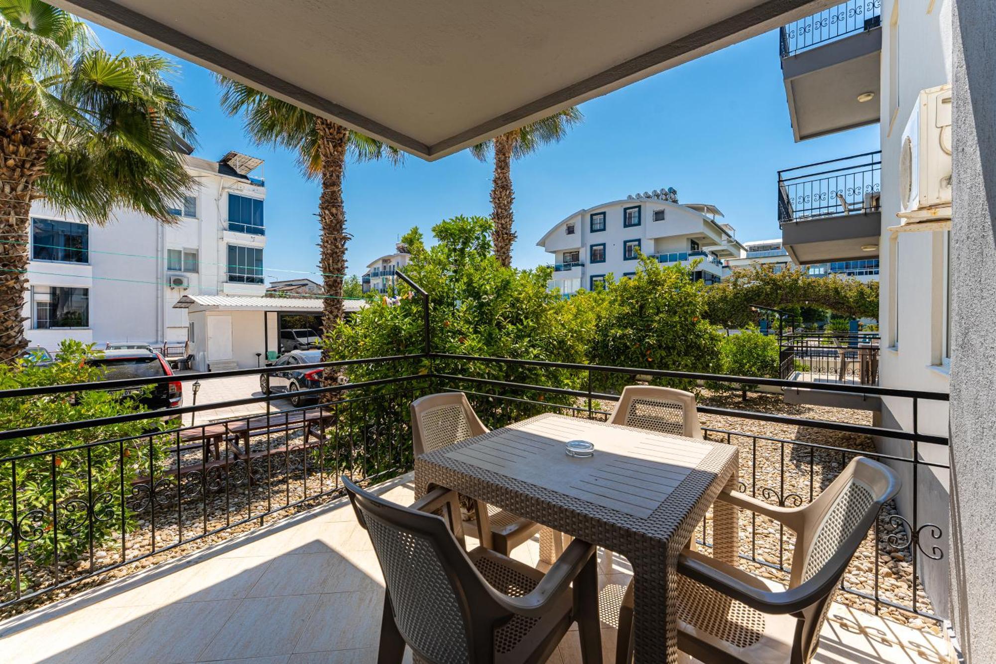 Assos Apartment