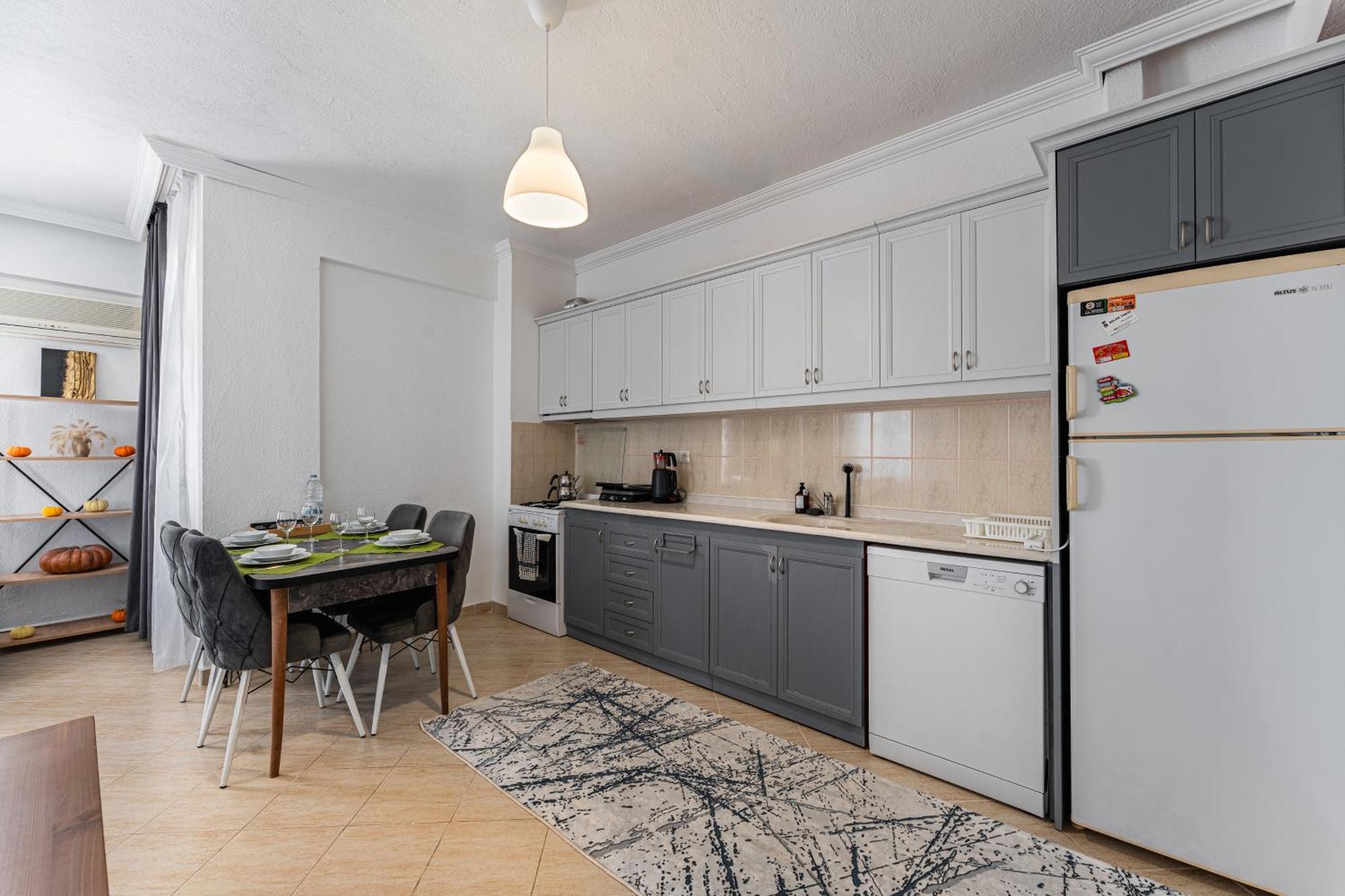 Apartment Assos *