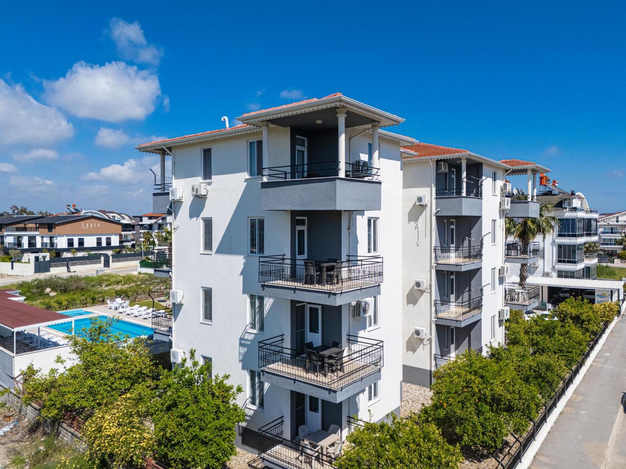 Apartment Assos *