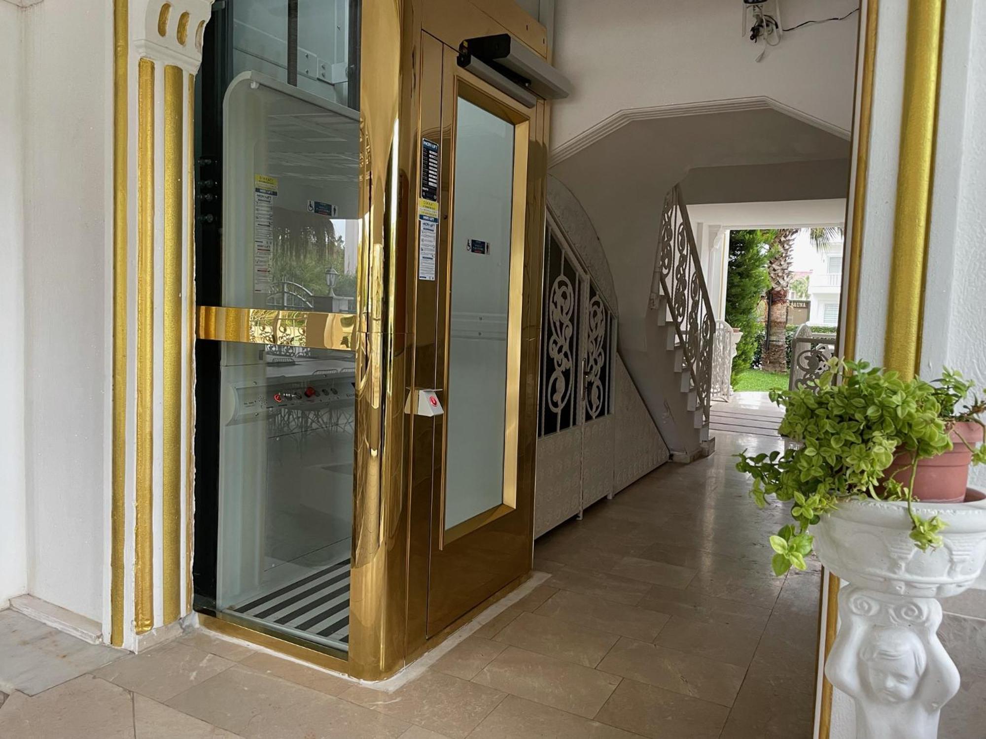Belka Golf Delux Poolside Apartment Belek