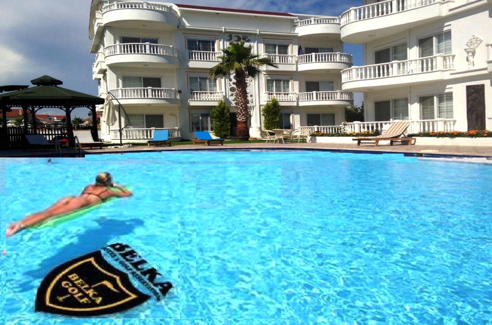 Apartment Belka Golf Delux Poolside