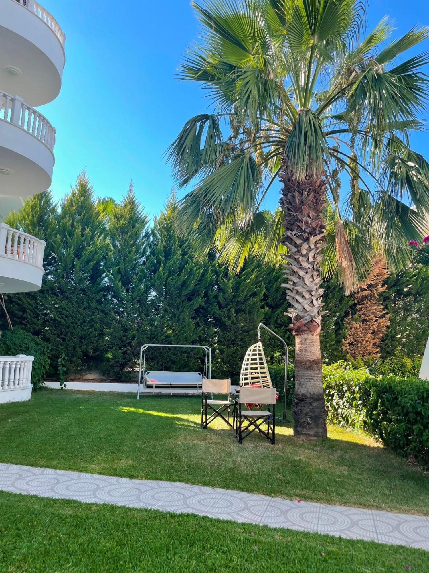 Apartment Belka Golf Delux Poolside