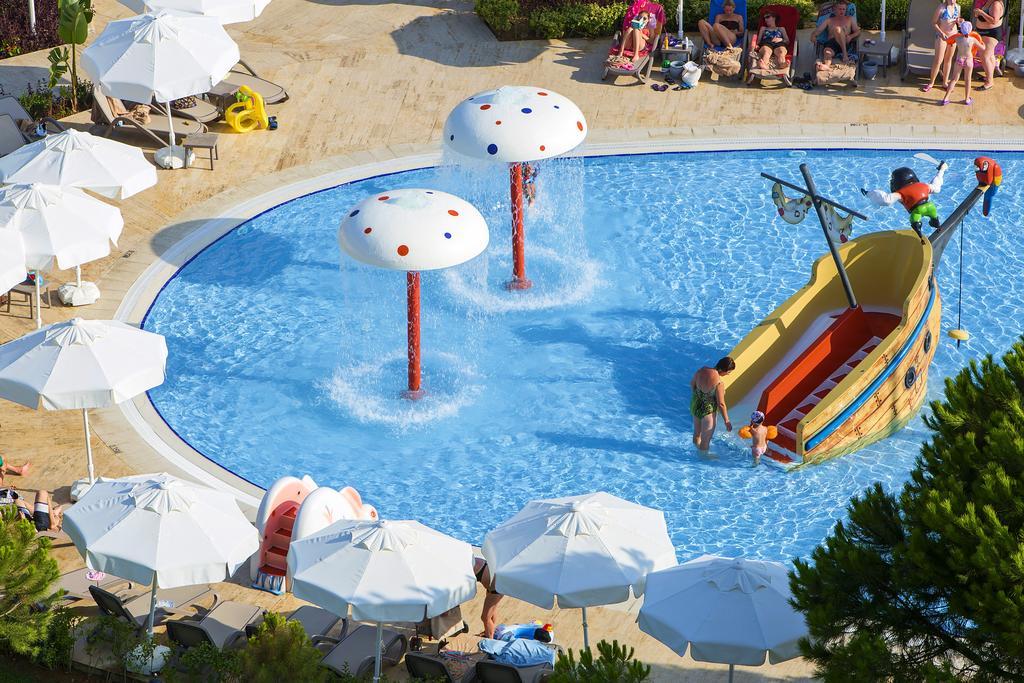 Bellis Deluxe & Heated For Winter Aqua Park Hotel Belek