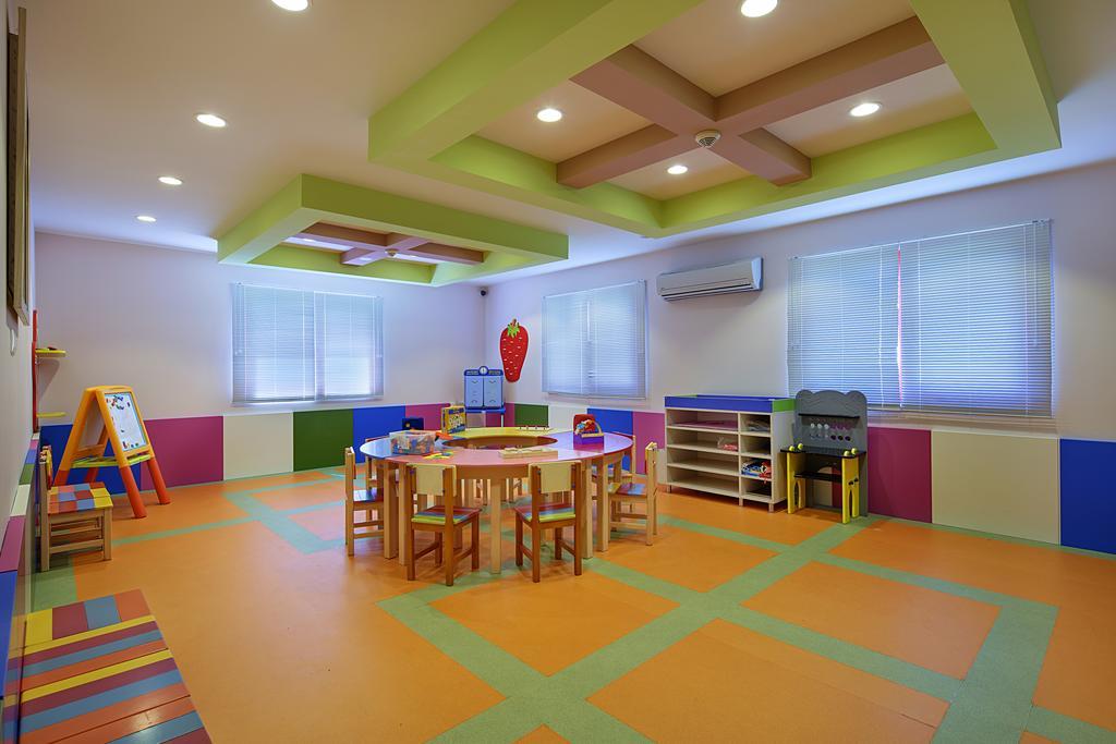 Bellis Deluxe & Heated For Winter Aqua Park Hotel
