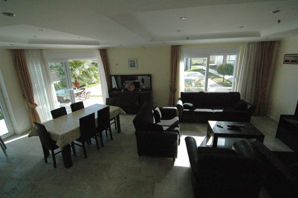 Green Golf Villas *