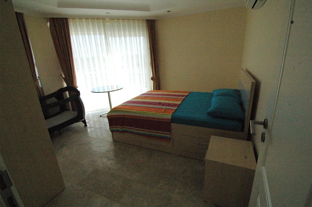 Villa Green Golf Villas *