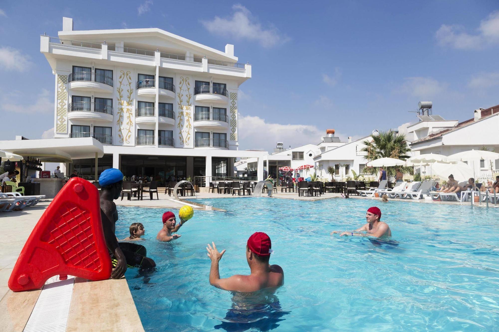 Hotel Sarp (adults Only)