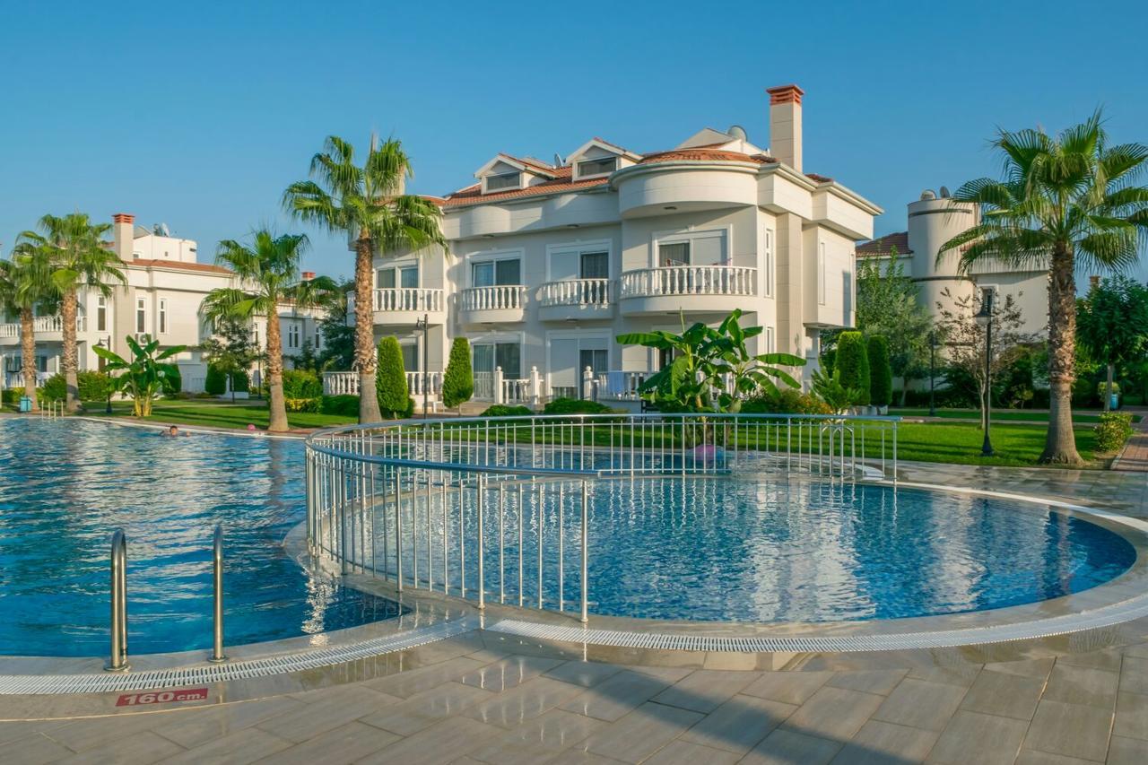 Villa Golf Village - With Shared Pool