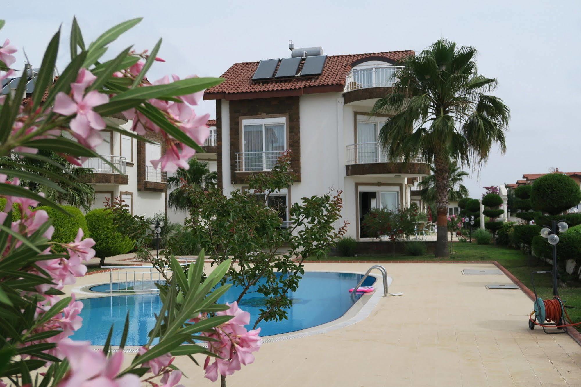 Villa Green Golf Villas