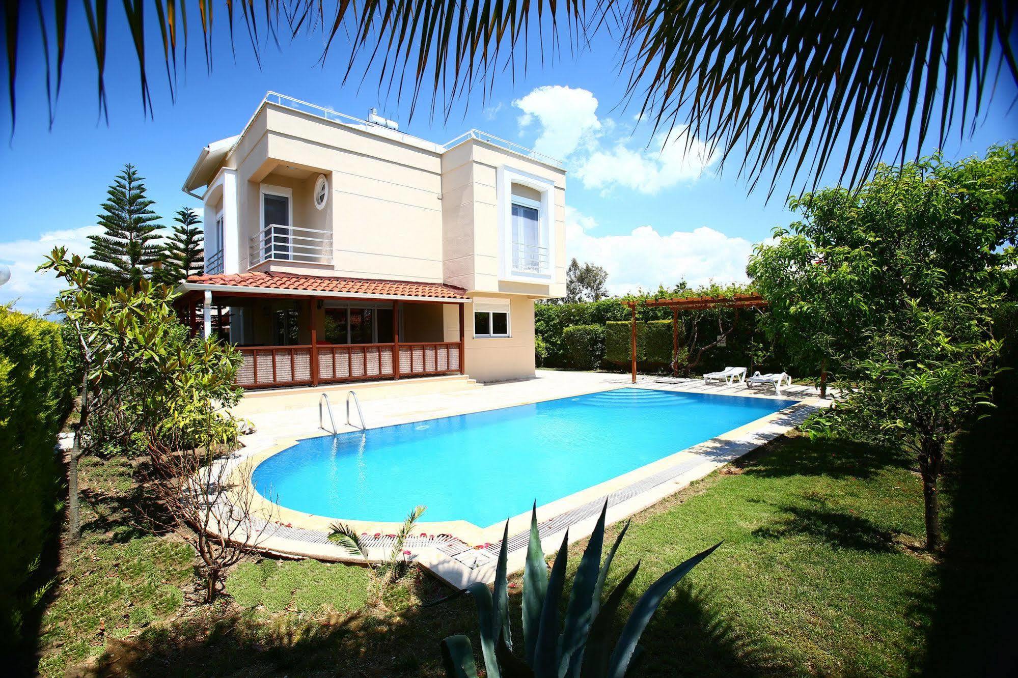 Villa Paradise Town - Royal