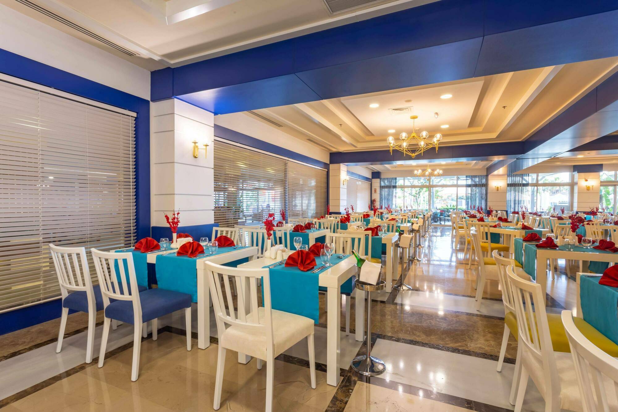 Orange County Hotel 5*