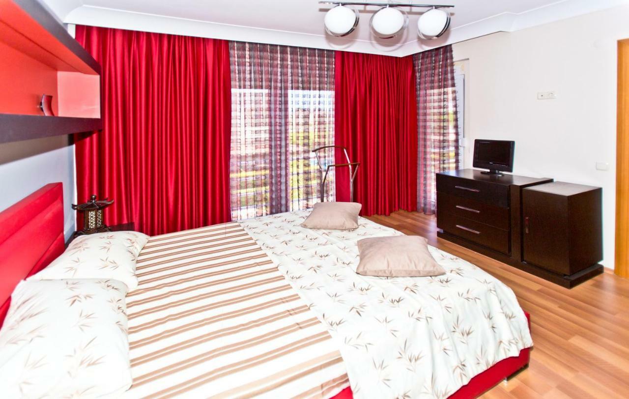 Paradise Town Premium Vilă *