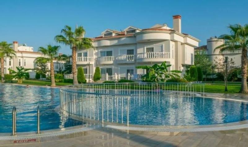 Golf Village