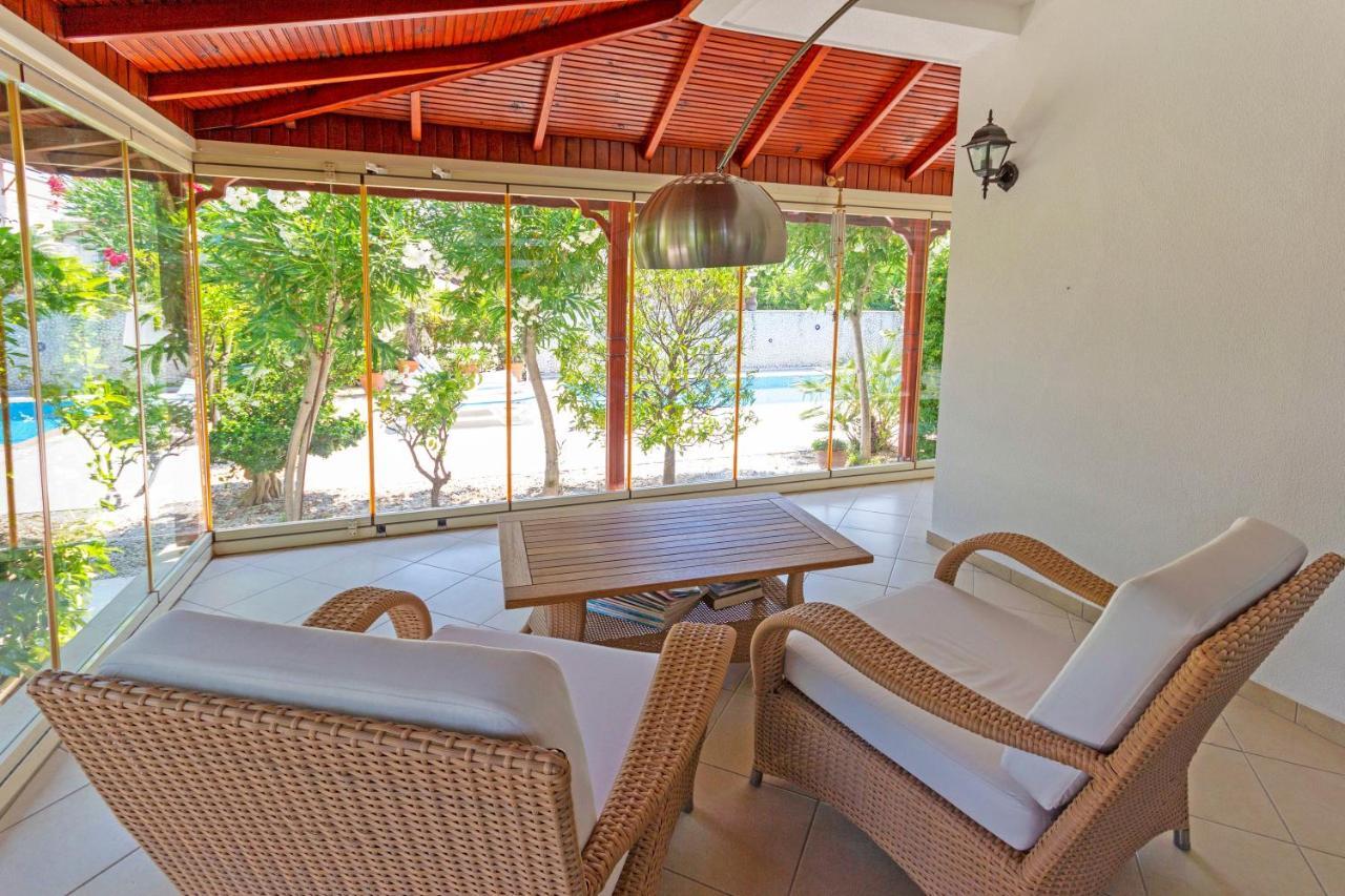 Paradise Town Beldora Villa