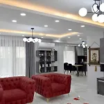 Sahnaz Villa Suits