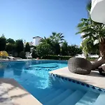 Bella Villa 3