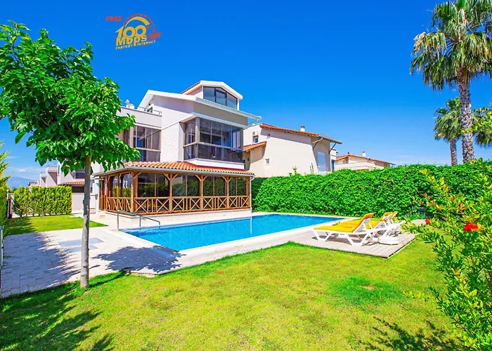 Paradise Town Villa Estella