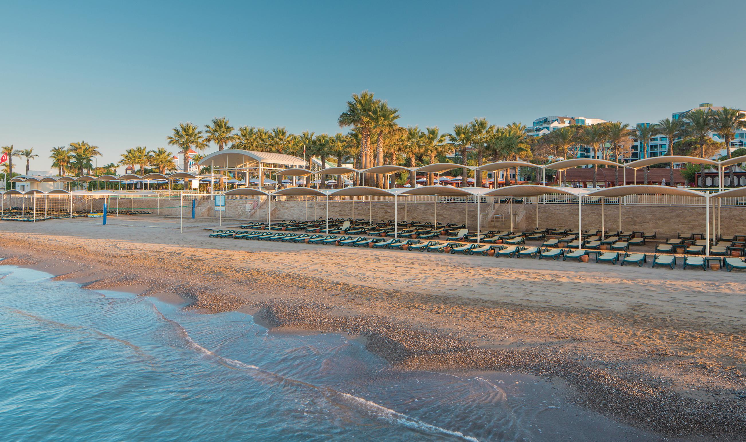 Cornelia De Luxe Resort