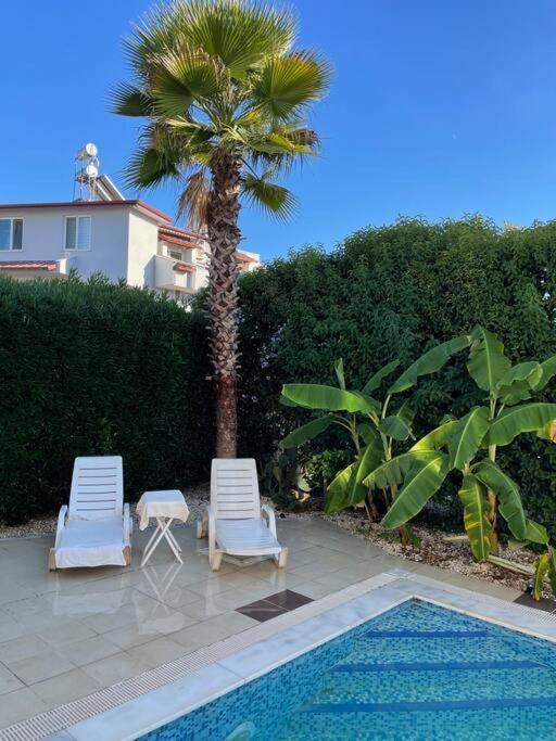 Excellent 3 Storey With A Swimming Pool Villa *