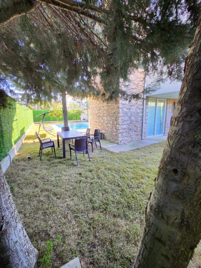 Feronia White Castle. Villa *