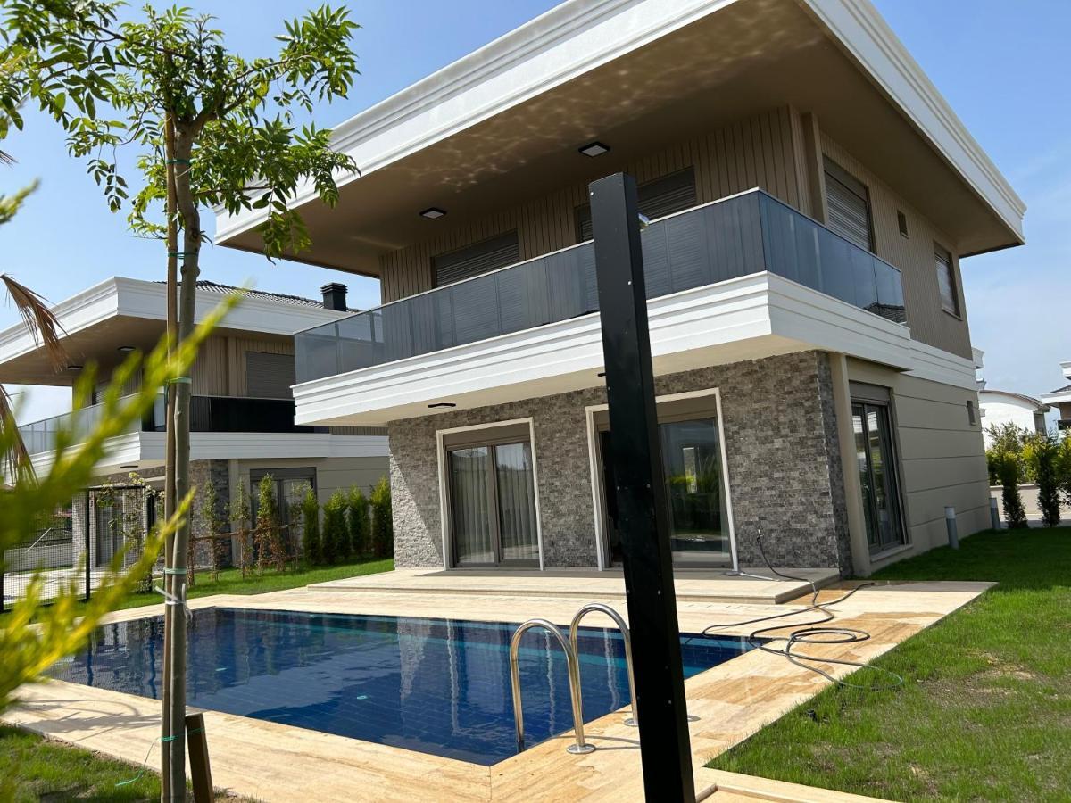 Villa Nirvana *