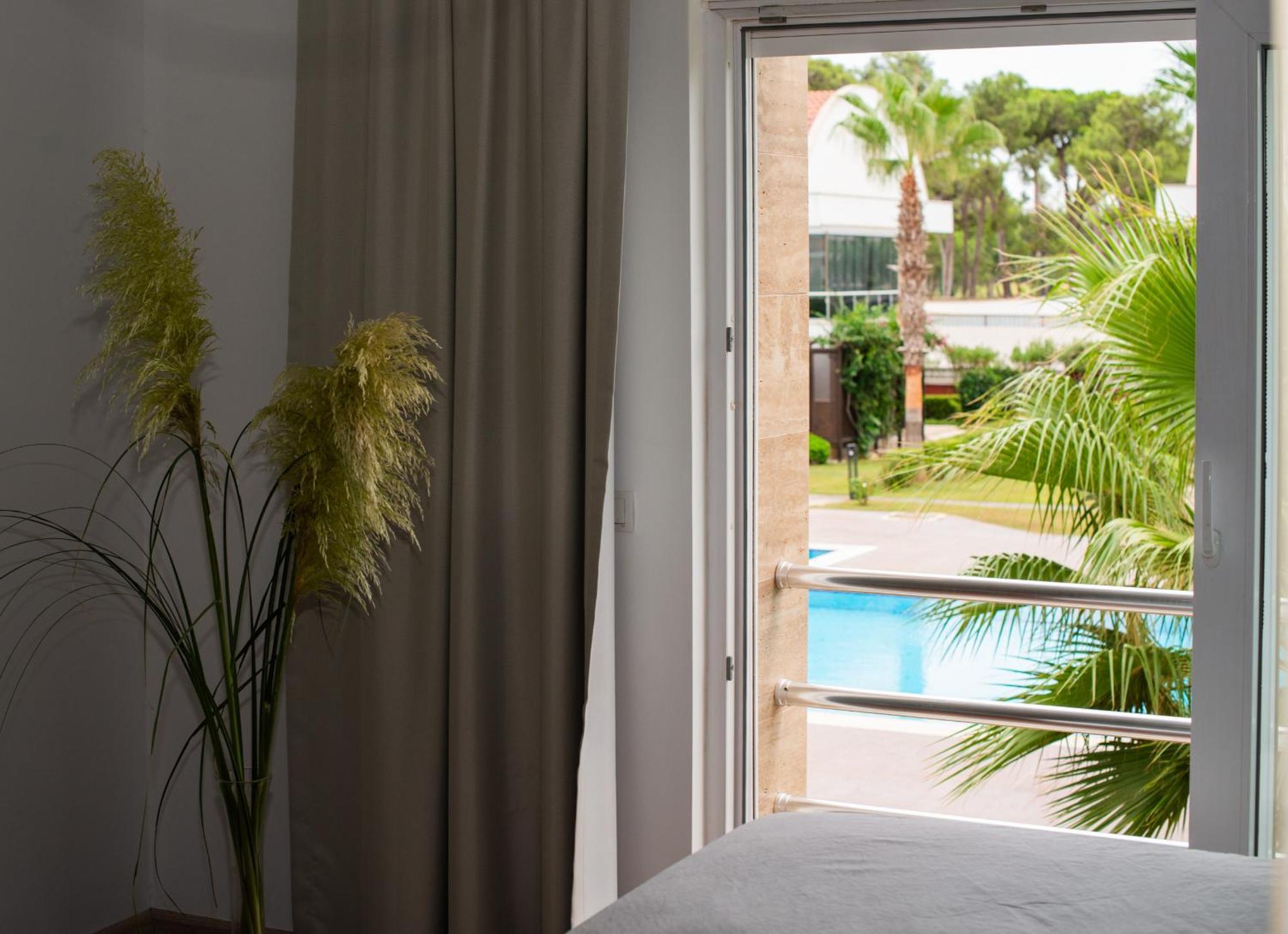 Living Dream Pearl Villa