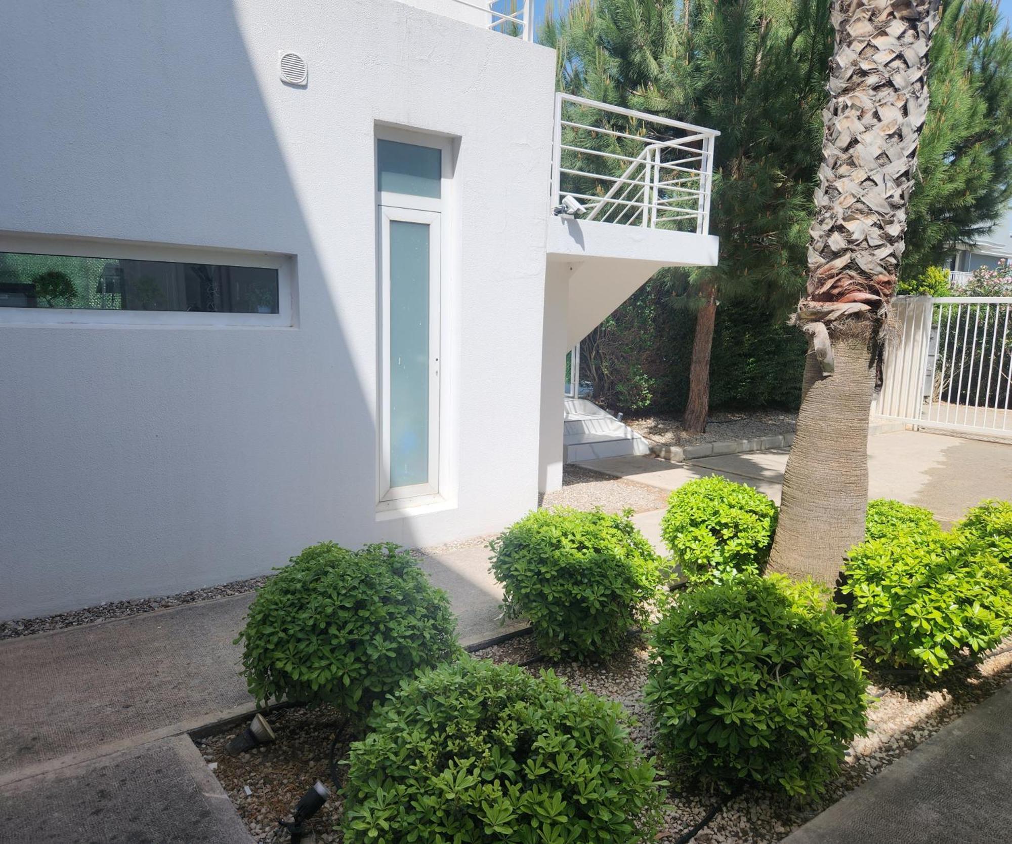 Villa Feronia White Castle. *