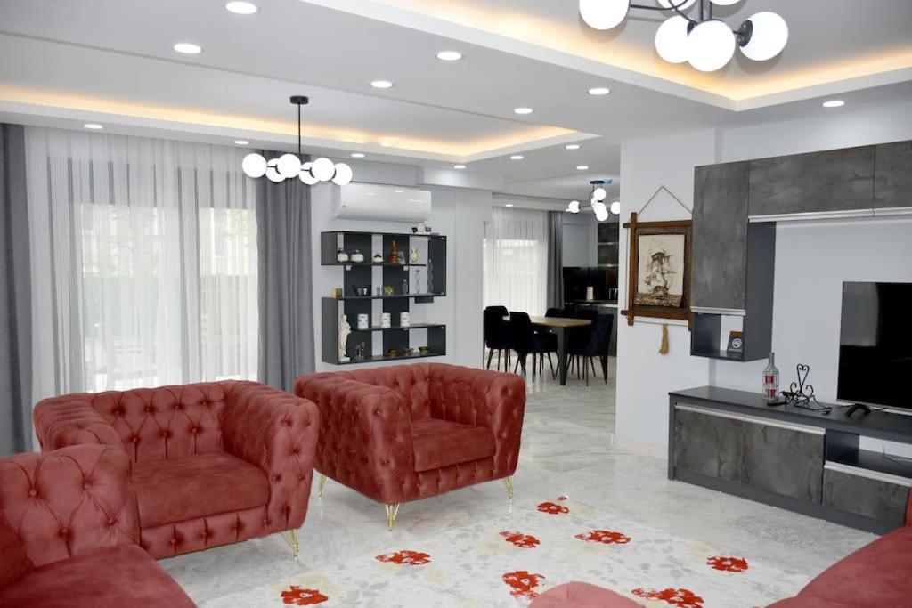 Sahnaz Suits Belek