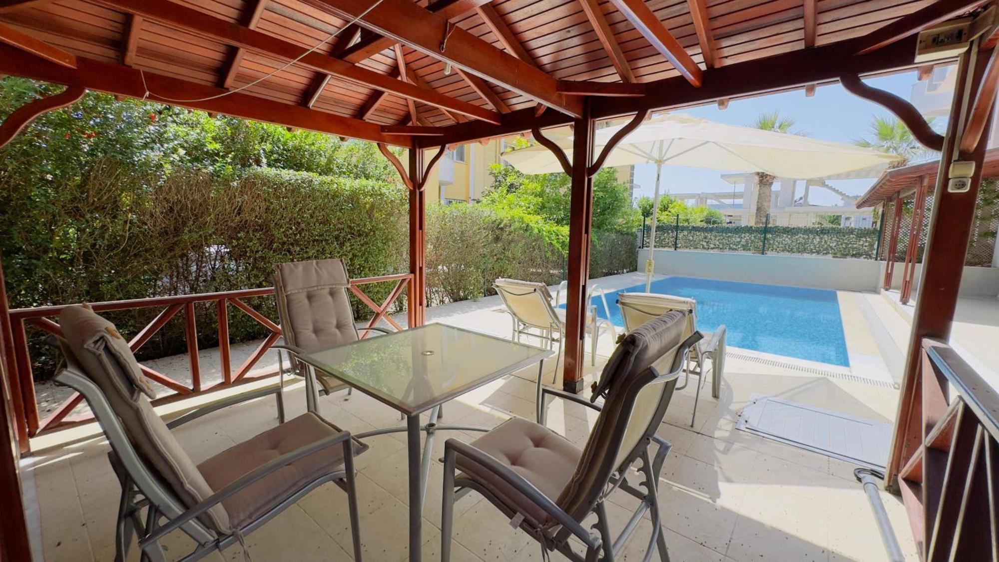 Cozy 4br With Pool In Kadriyebelek Vilă *