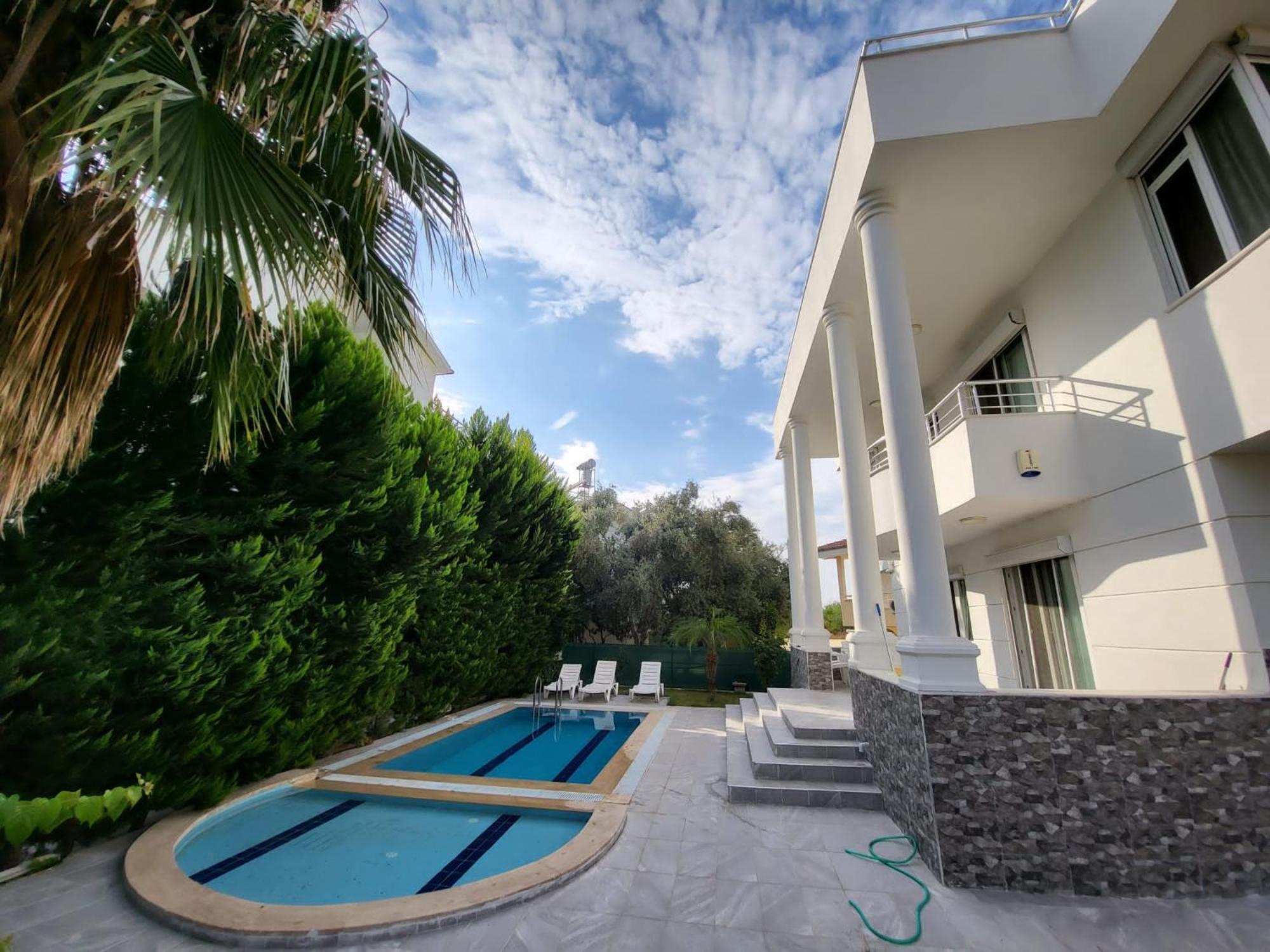 Lueks Ve Huzur Villa