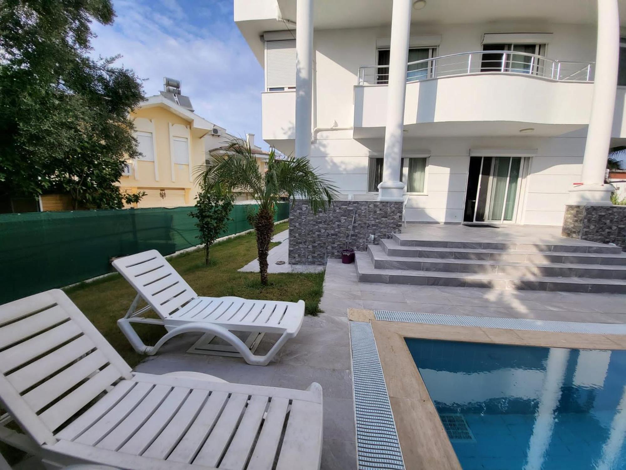 Villa Lueks Ve Huzur