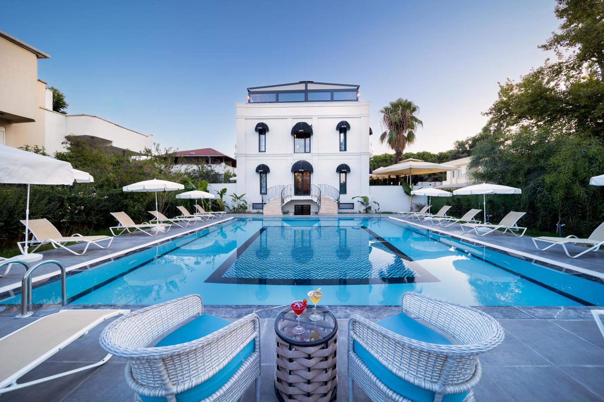 Onyour Dreams Hotel *
