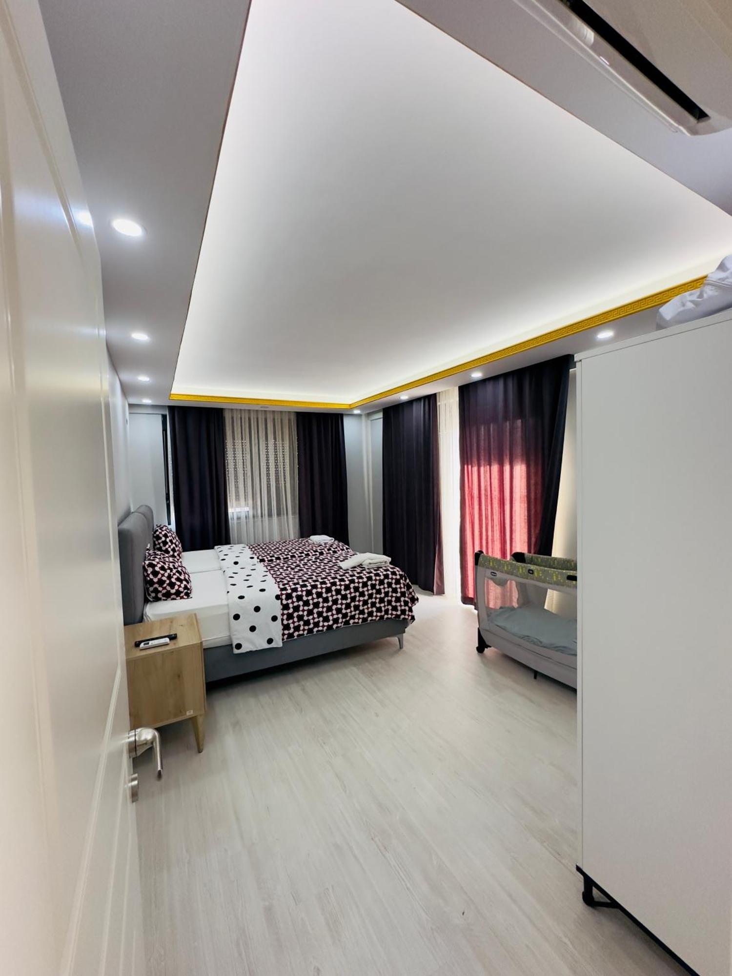 Villa Antalya 5 Odali Oezel Havuzlu Belek