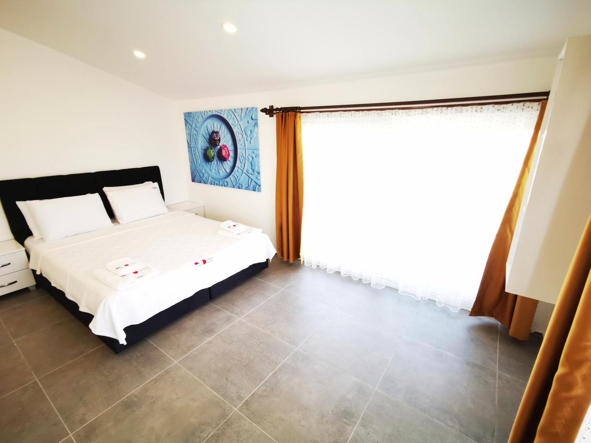Red F33 Oezel Tasarimli Villa