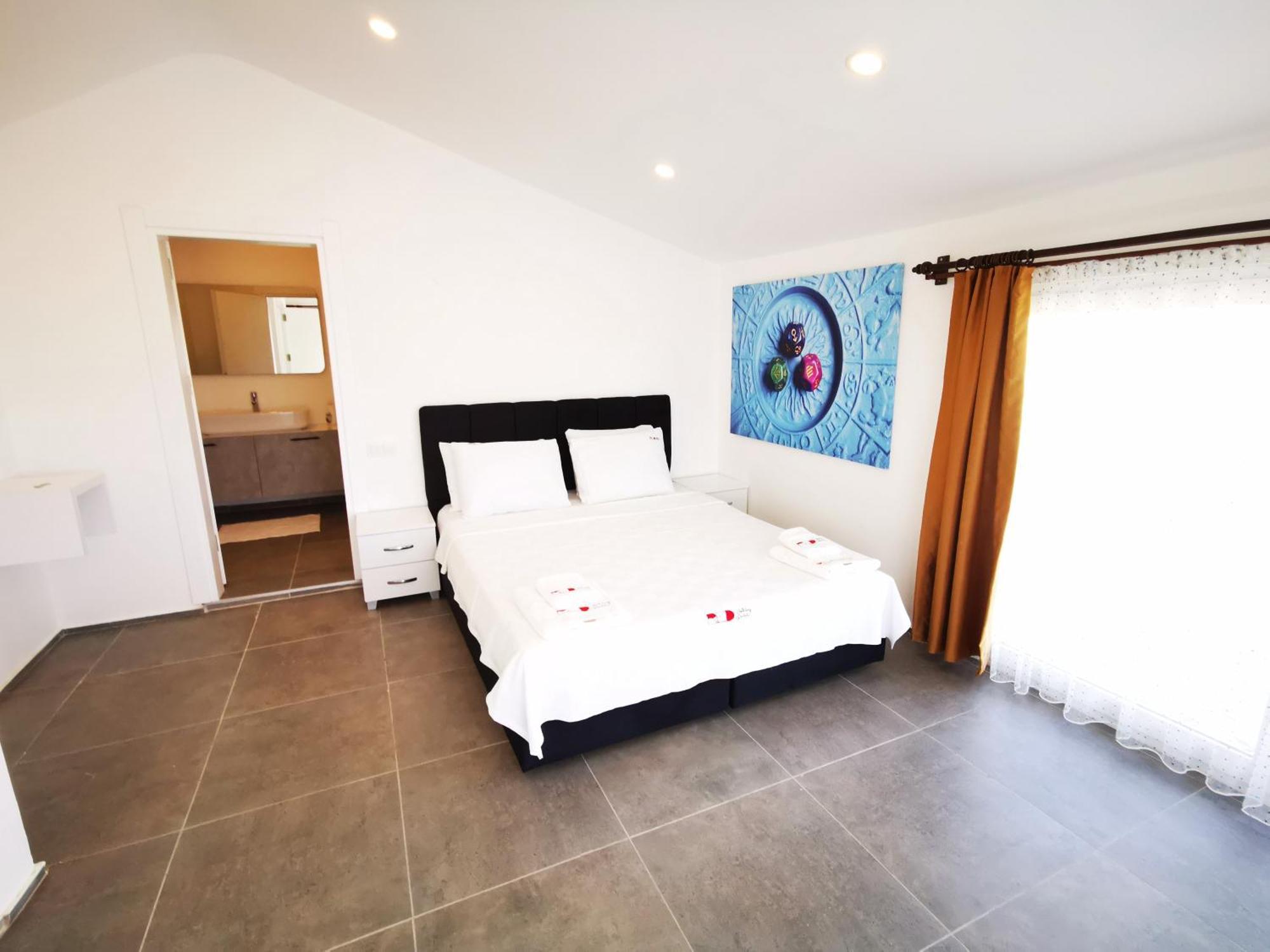 Red F33 Oezel Tasarimli Villa