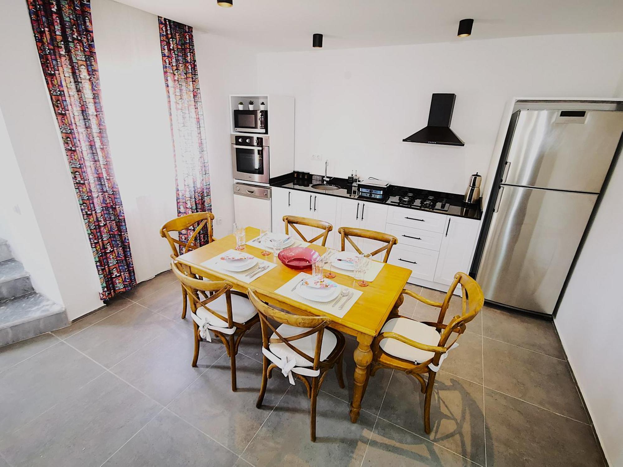 Red F33 Oezel Tasarimli Villa *