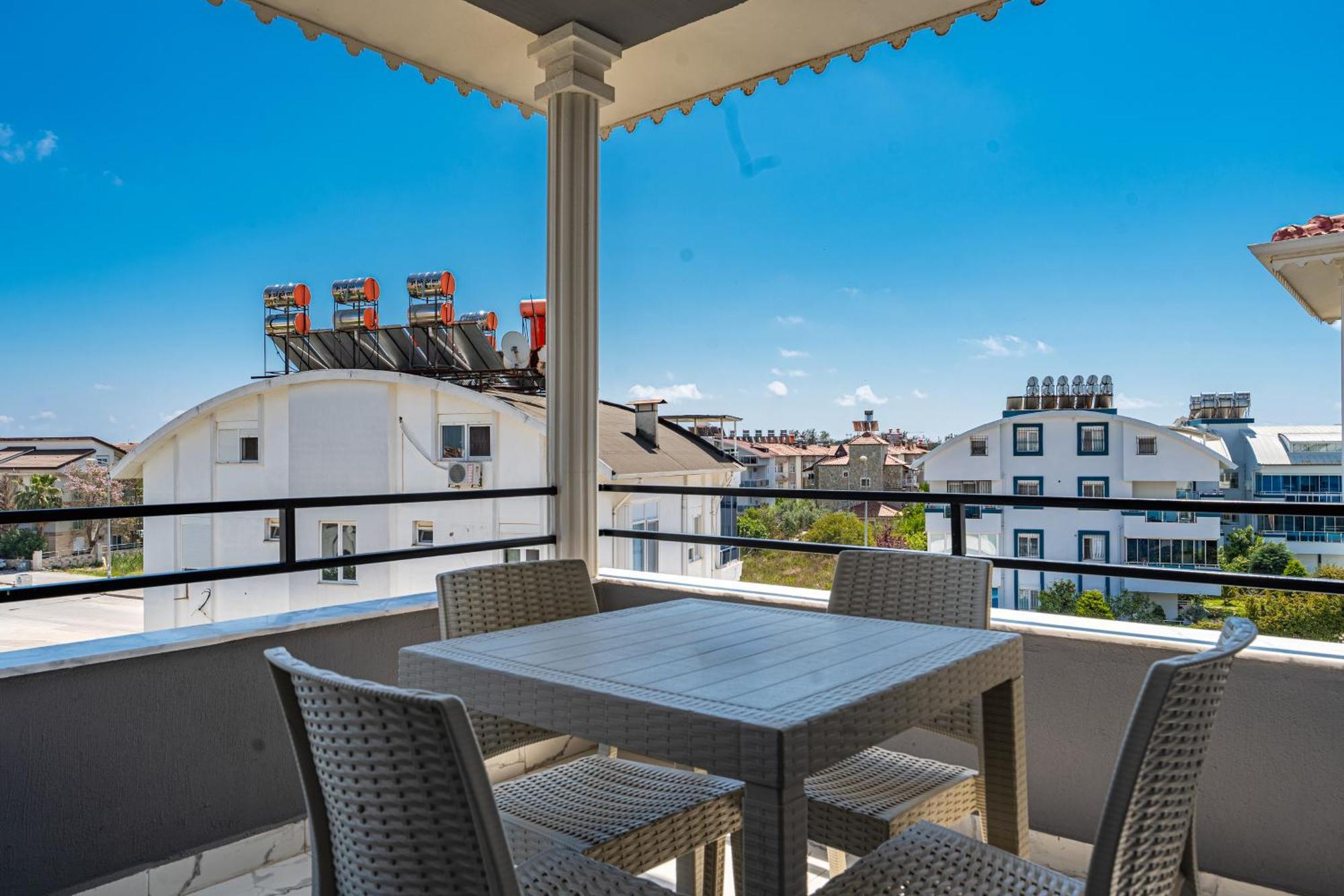 Assos Appartement *