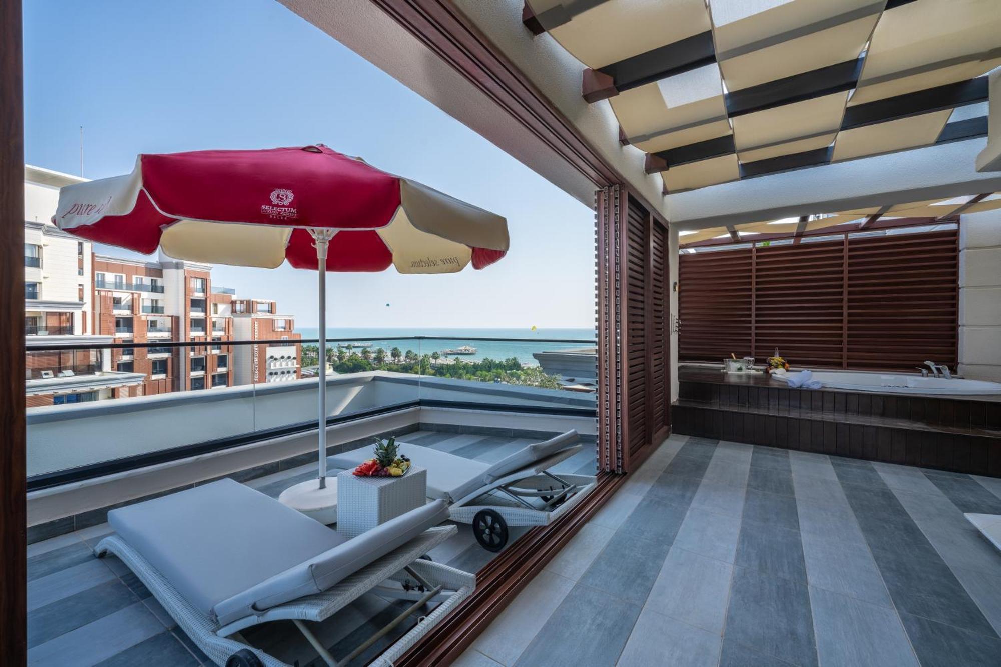 Selectum Luxury Hotel 5*