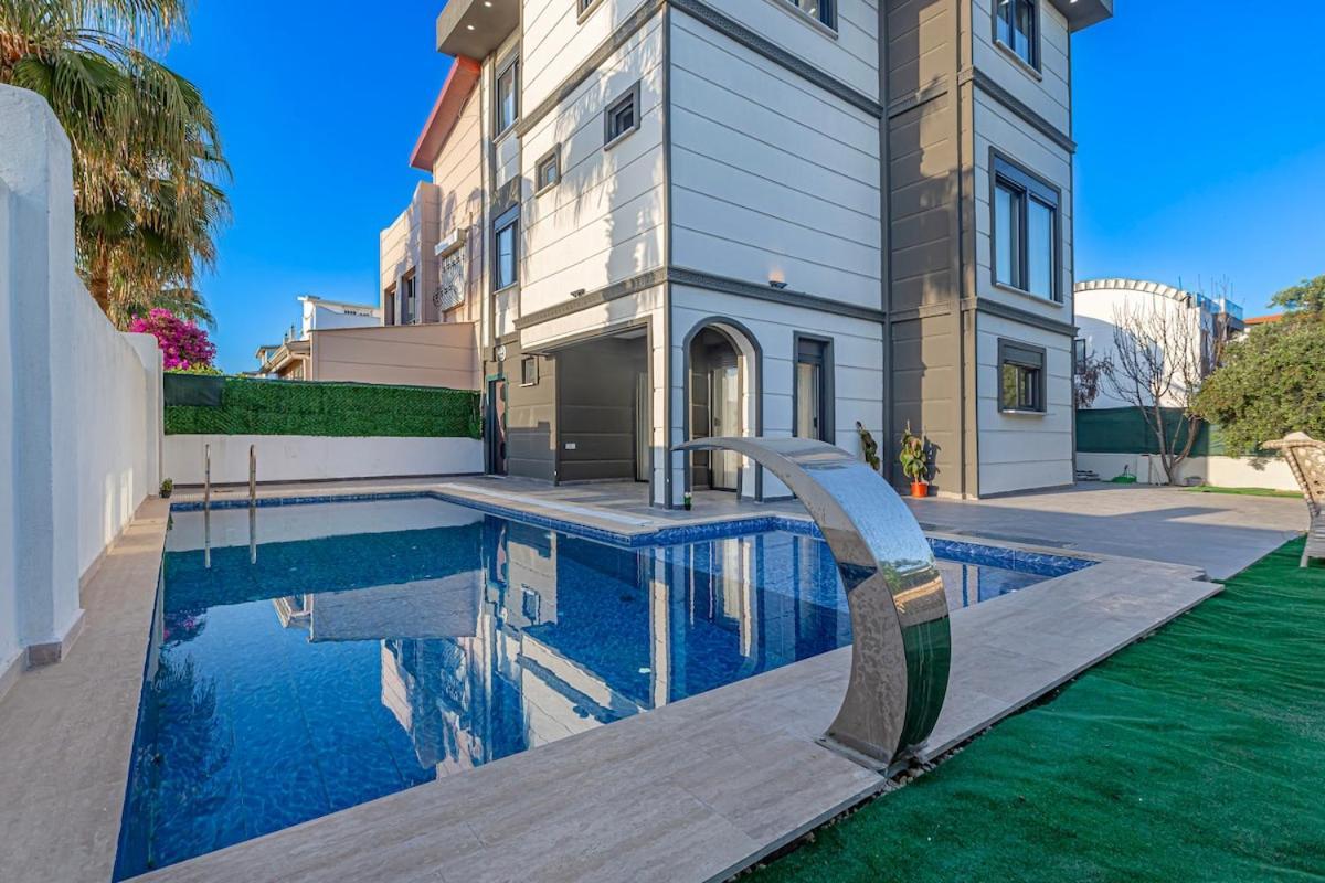 Near By The Land Of Legends , Prıvate Pool , Moon Villa *