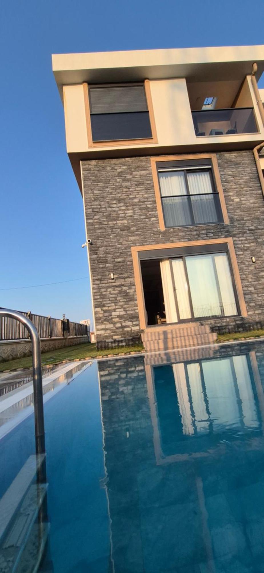 Apartment Denis House Havuz Sauna Ve Jakuzi Hadi Gelin