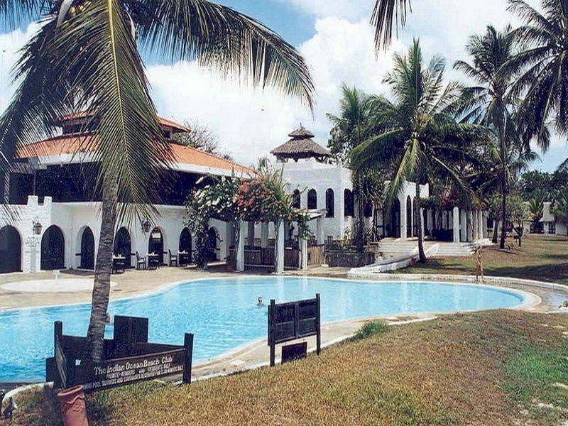 Hotel Jacaranda Beach Luxury Club 5*
