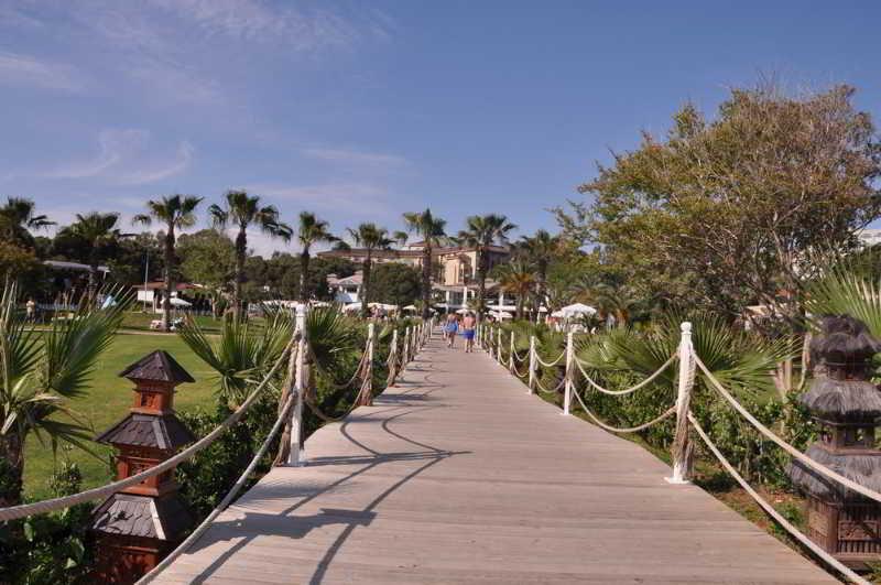 Jacaranda Beach Luxury Club Hotel