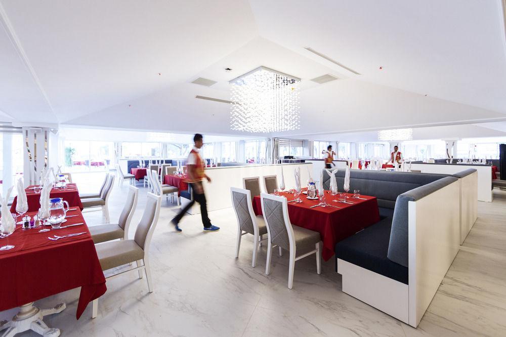 Jacaranda Beach Luxury Club Hotel 5*