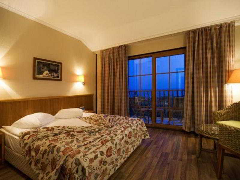 Jacaranda Beach Luxury Club Belek