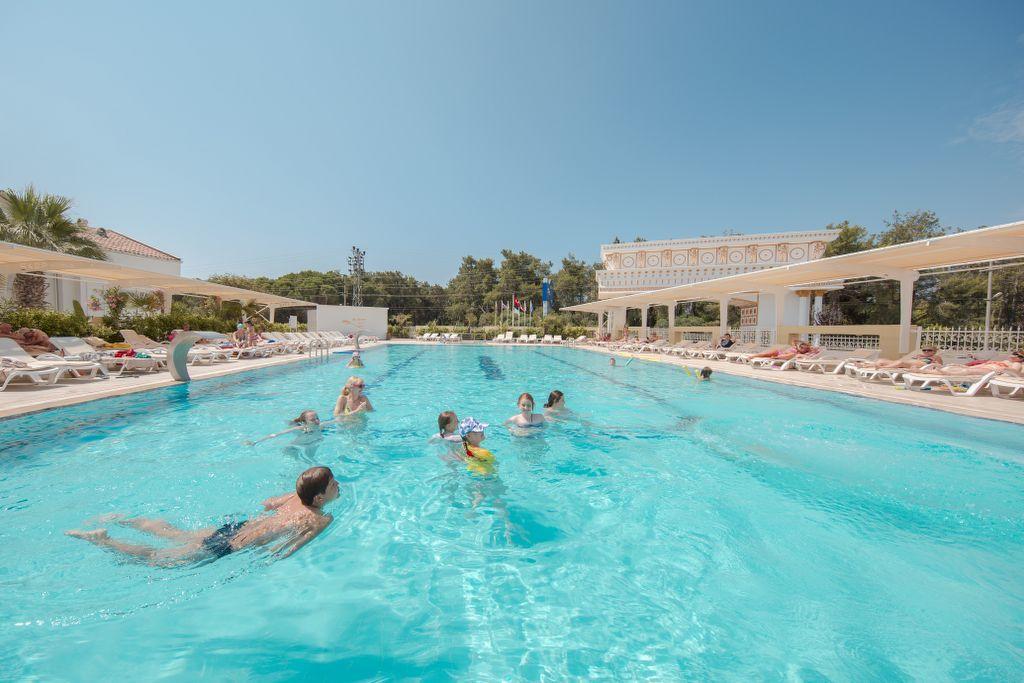 Hotel Sarp (adults Only)