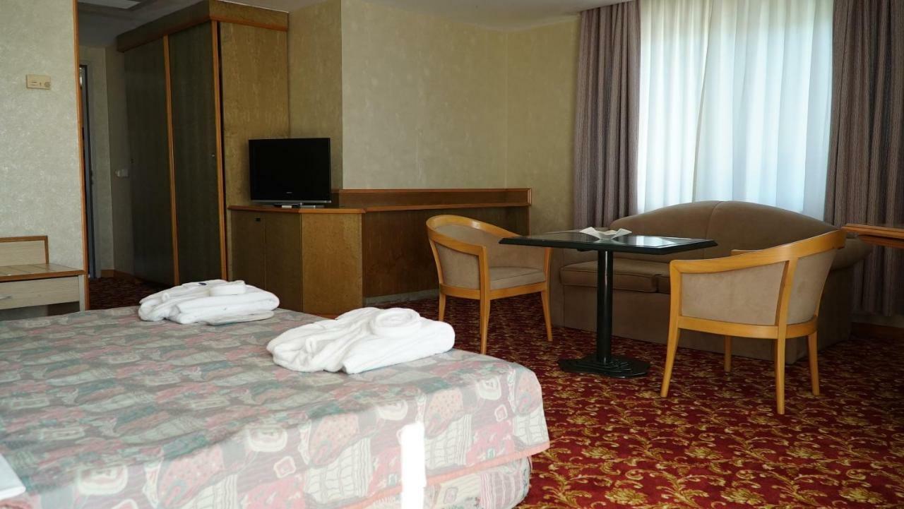 Hotel Altis &