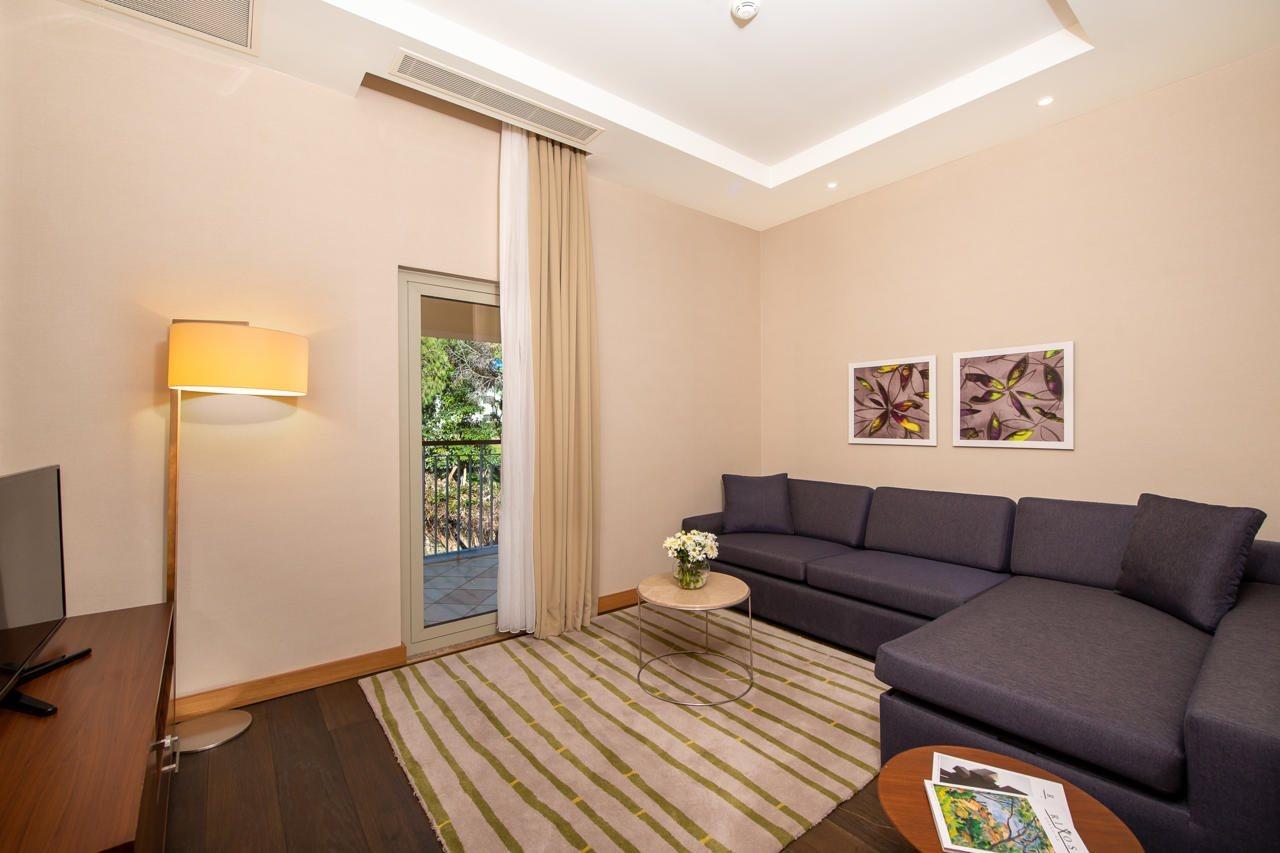 Tth Imperial