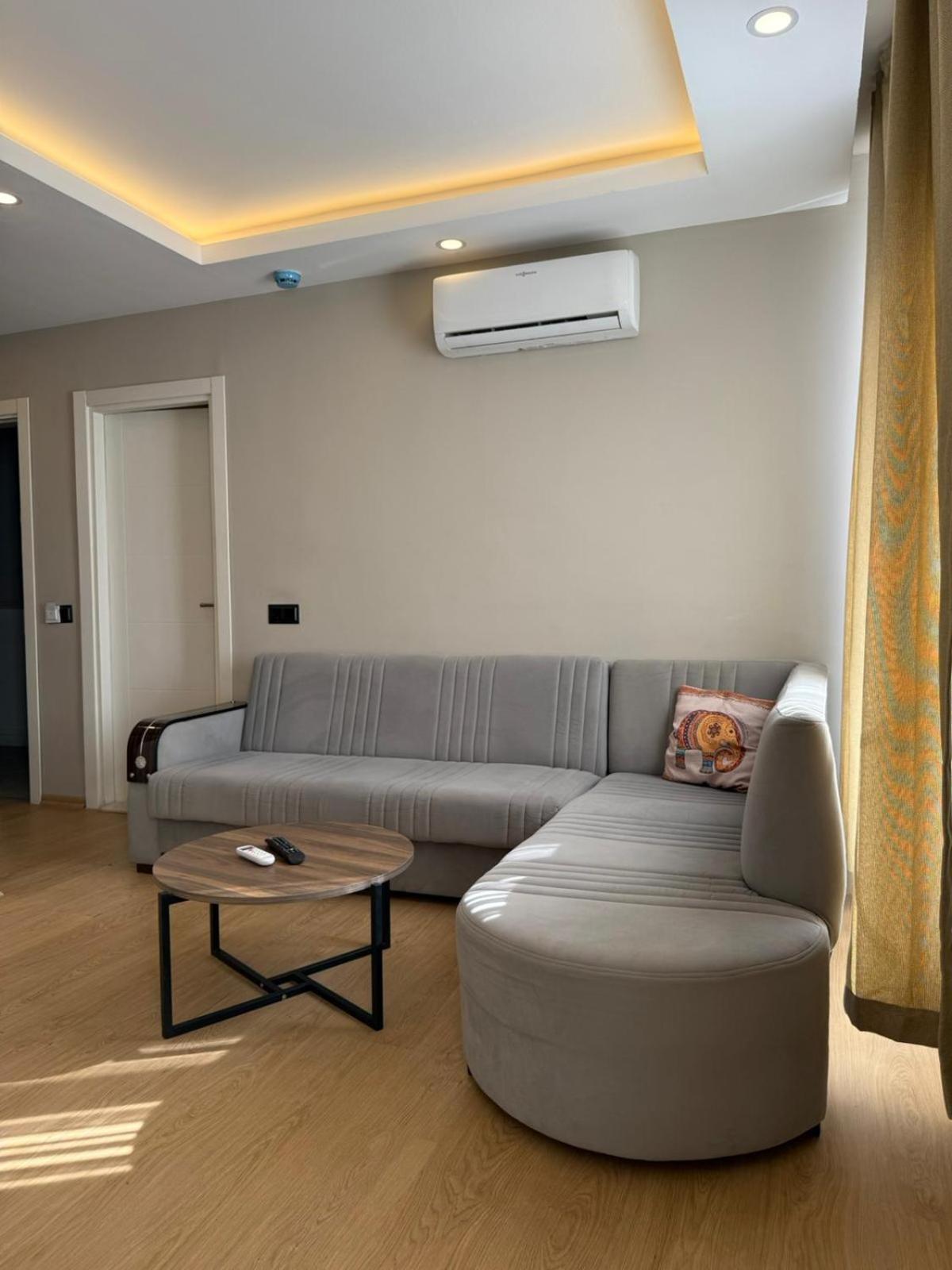Hotel Red Castle & Pub 3*