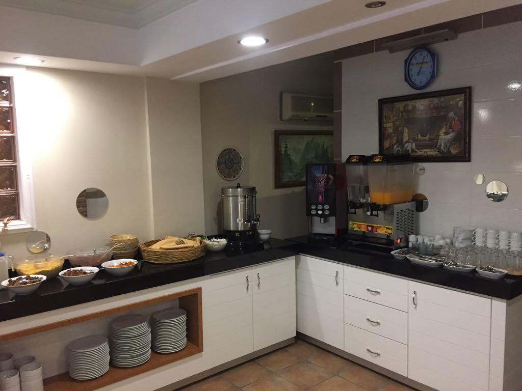 Anfora Hotel