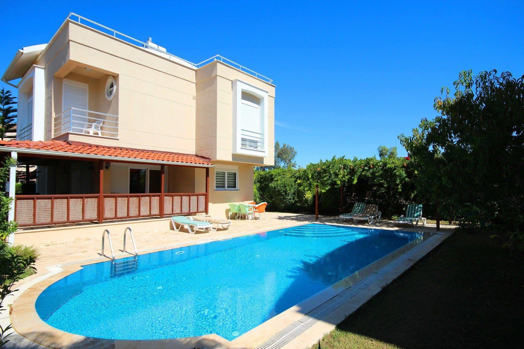 Villa Paradise Town - Royal